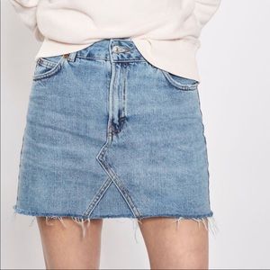Topshop denim skirt size 6